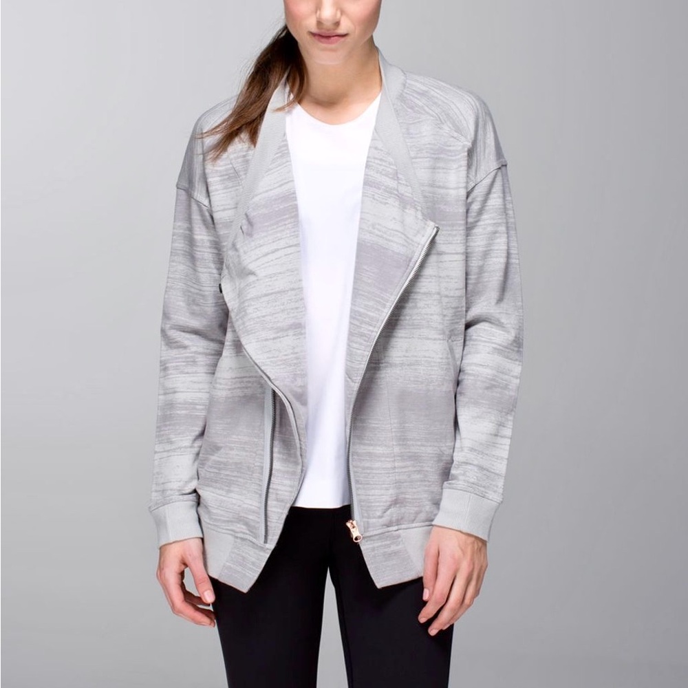 Lululemon Mula Bundle Wrap Righteous Stripe Silver Spoon / Silver Spoon